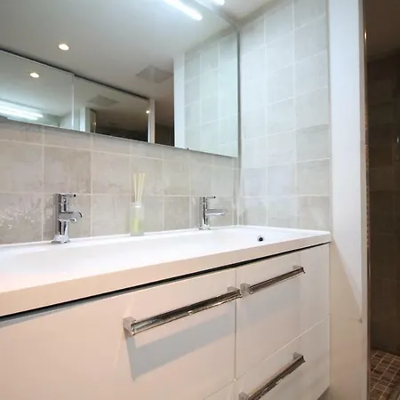 Cozy Saint Georges *